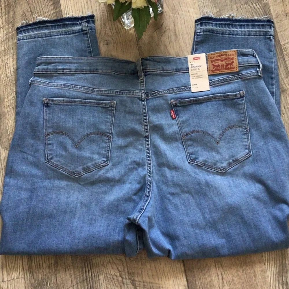 LEVI’S 711 SKINNY ANKLE PLUS SIZE MID~RISE🎀🎀 - Picture 5 of 11
